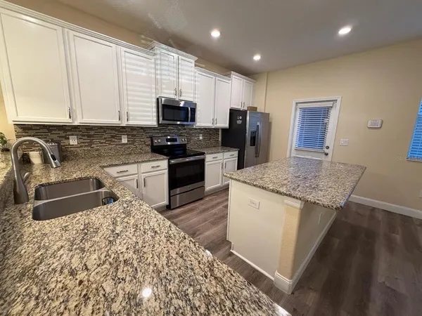 $2,600 | 5637 Water Rose Road, Winter Garden, FL 34787