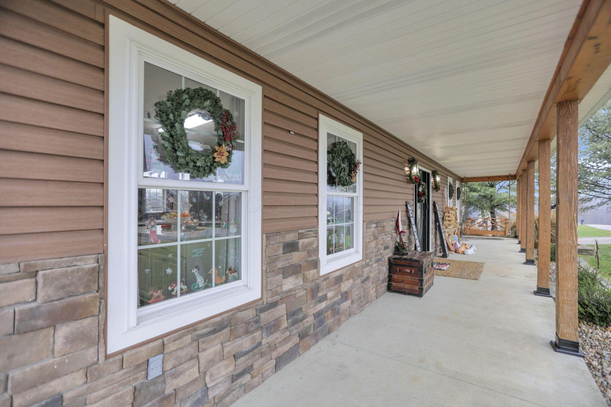 1960 Remington Ridge Road Zanesville, OH 43701 - Photo 5 of 104 7-web-or-mls-BS5A6164