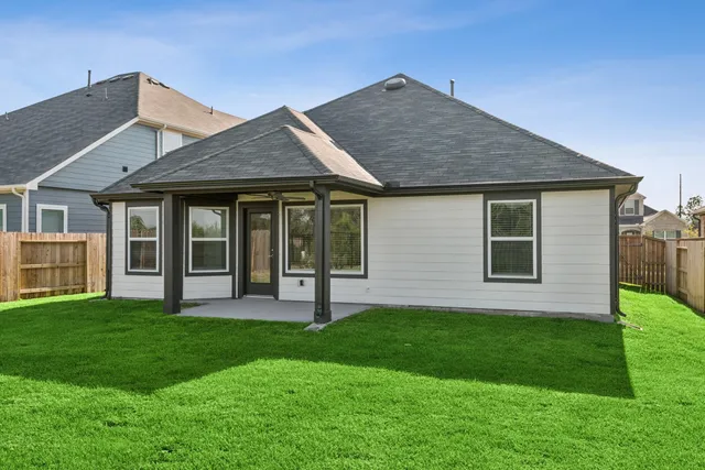 $2,050 | 32342 Sunbeam Drive, Fulshear, TX 77441