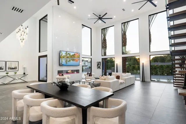$4,700,000 | 8037 North 7th Avenue, Phoenix, AZ 85021