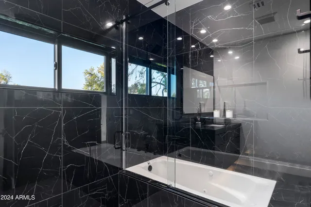 $4,700,000 | 8037 North 7th Avenue, Phoenix, AZ 85021