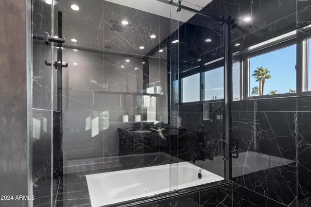 $4,700,000 | 8037 North 7th Avenue, Phoenix, AZ 85021