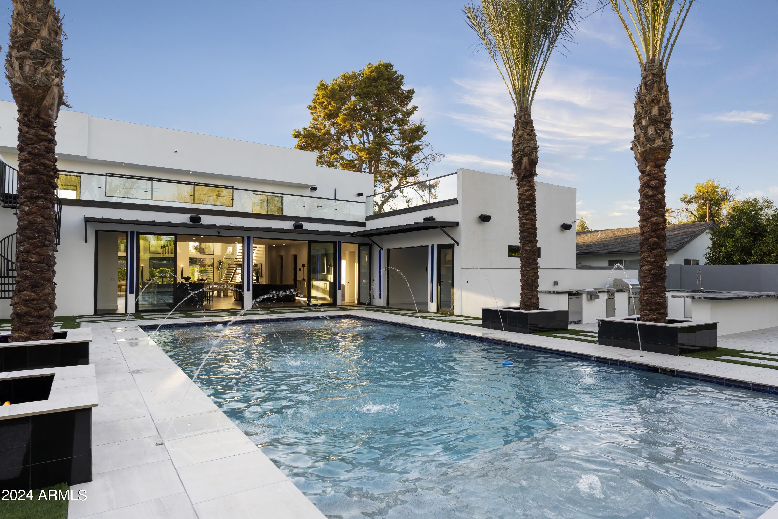 8037 North 7th Avenue Phoenix, AZ 85021 - Photo 51 of 60 075-Backyard