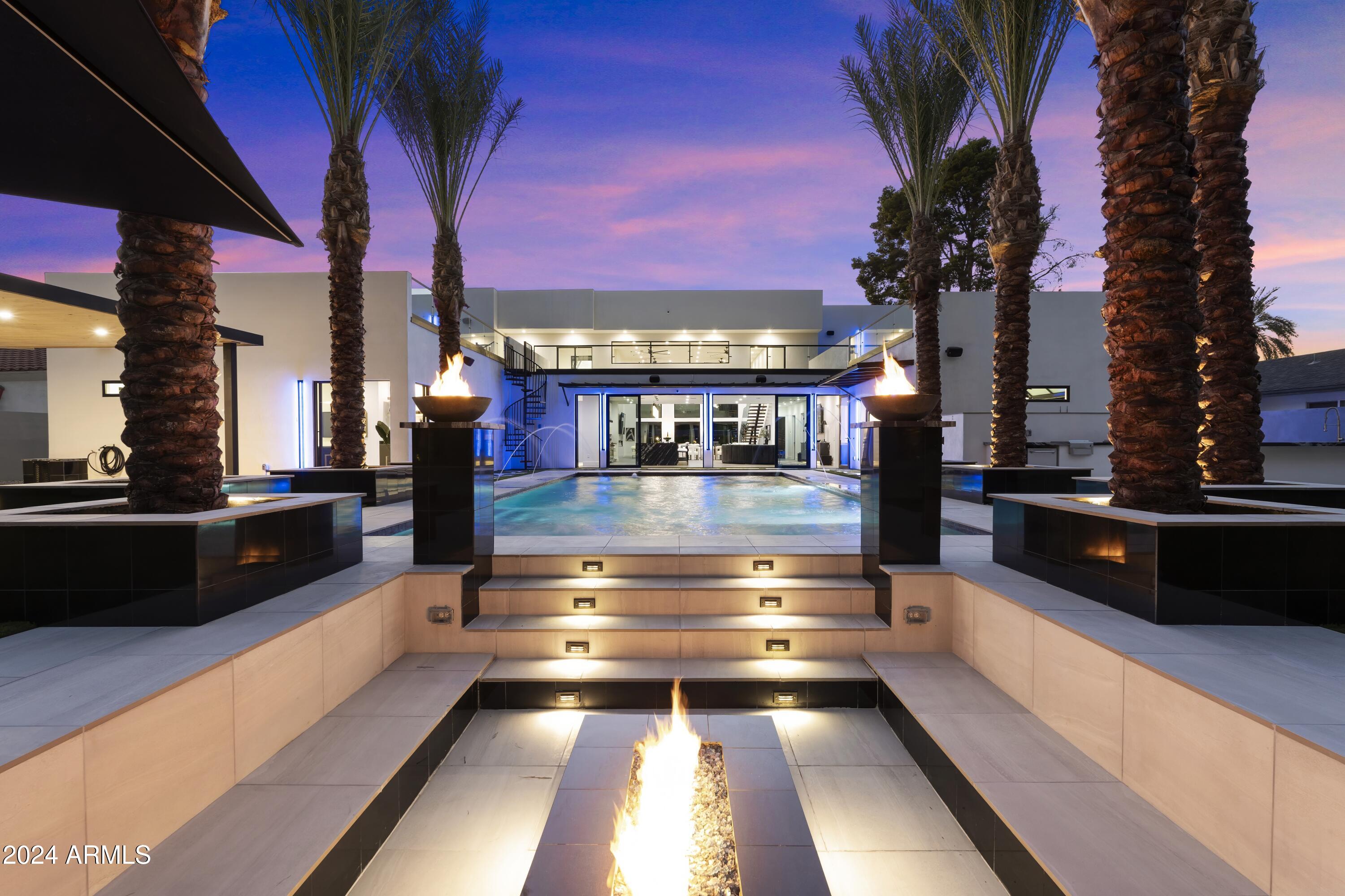 8037 North 7th Avenue Phoenix, AZ 85021 - Photo 53 of 60 079-Backyard