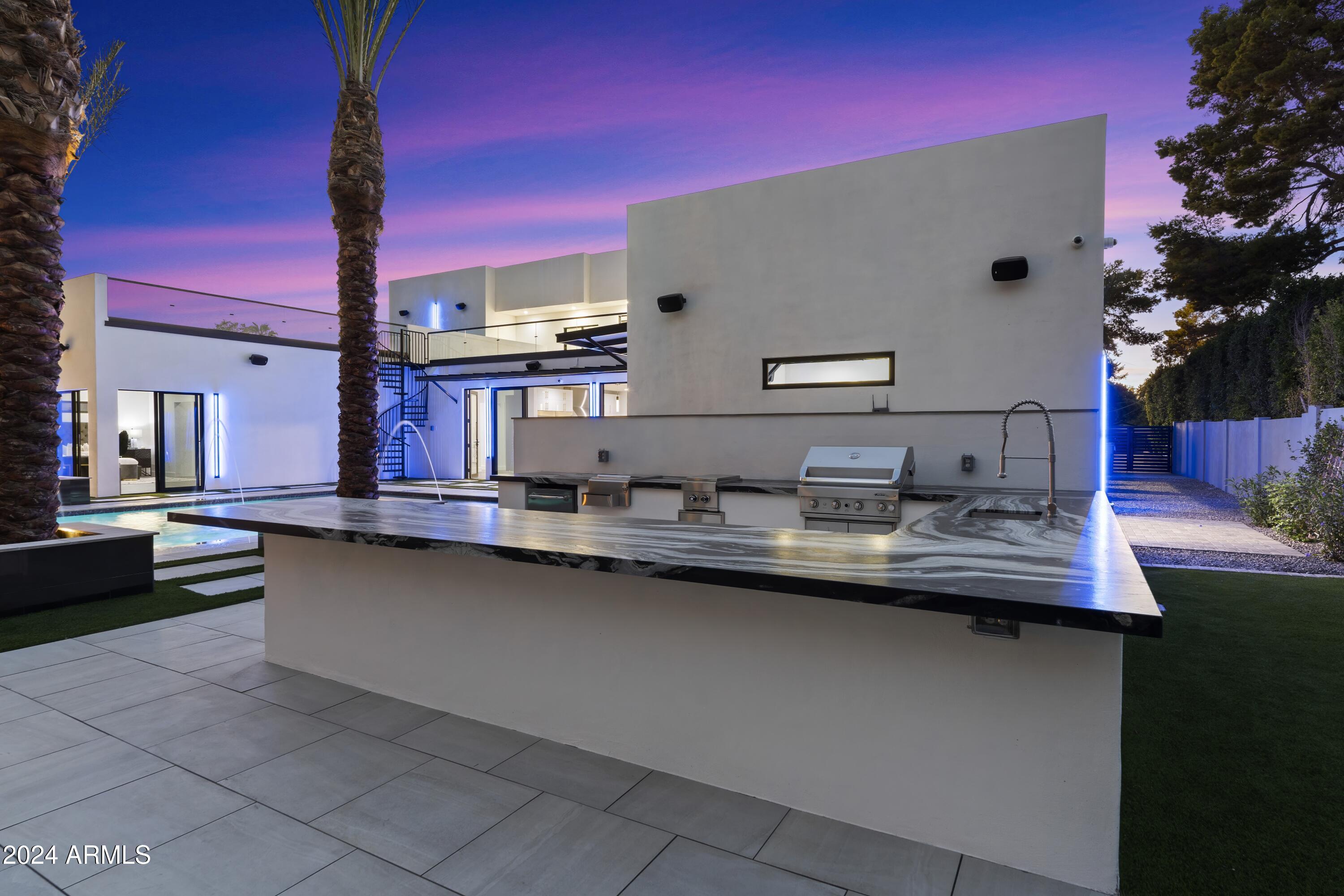 8037 North 7th Avenue Phoenix, AZ 85021 - Photo 54 of 60 082-Backyard