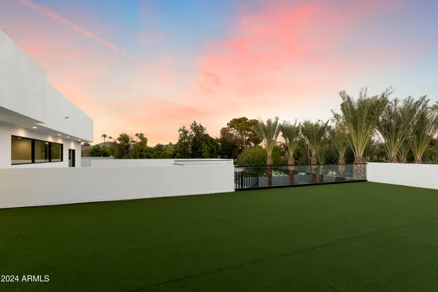 $4,700,000 | 8037 North 7th Avenue, Phoenix, AZ 85021