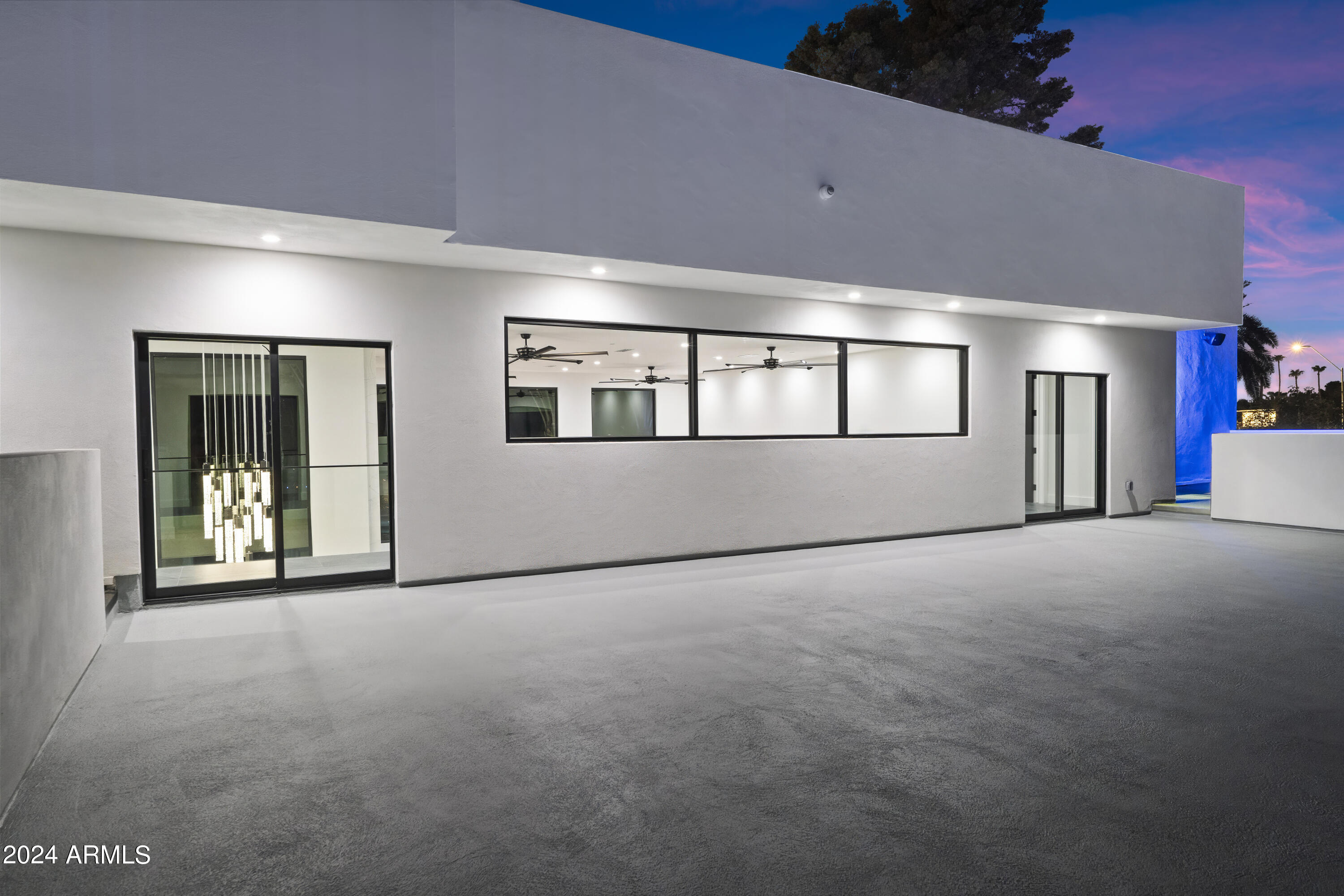 8037 North 7th Avenue Phoenix, AZ 85021 - Photo 57 of 60 094-Balcony