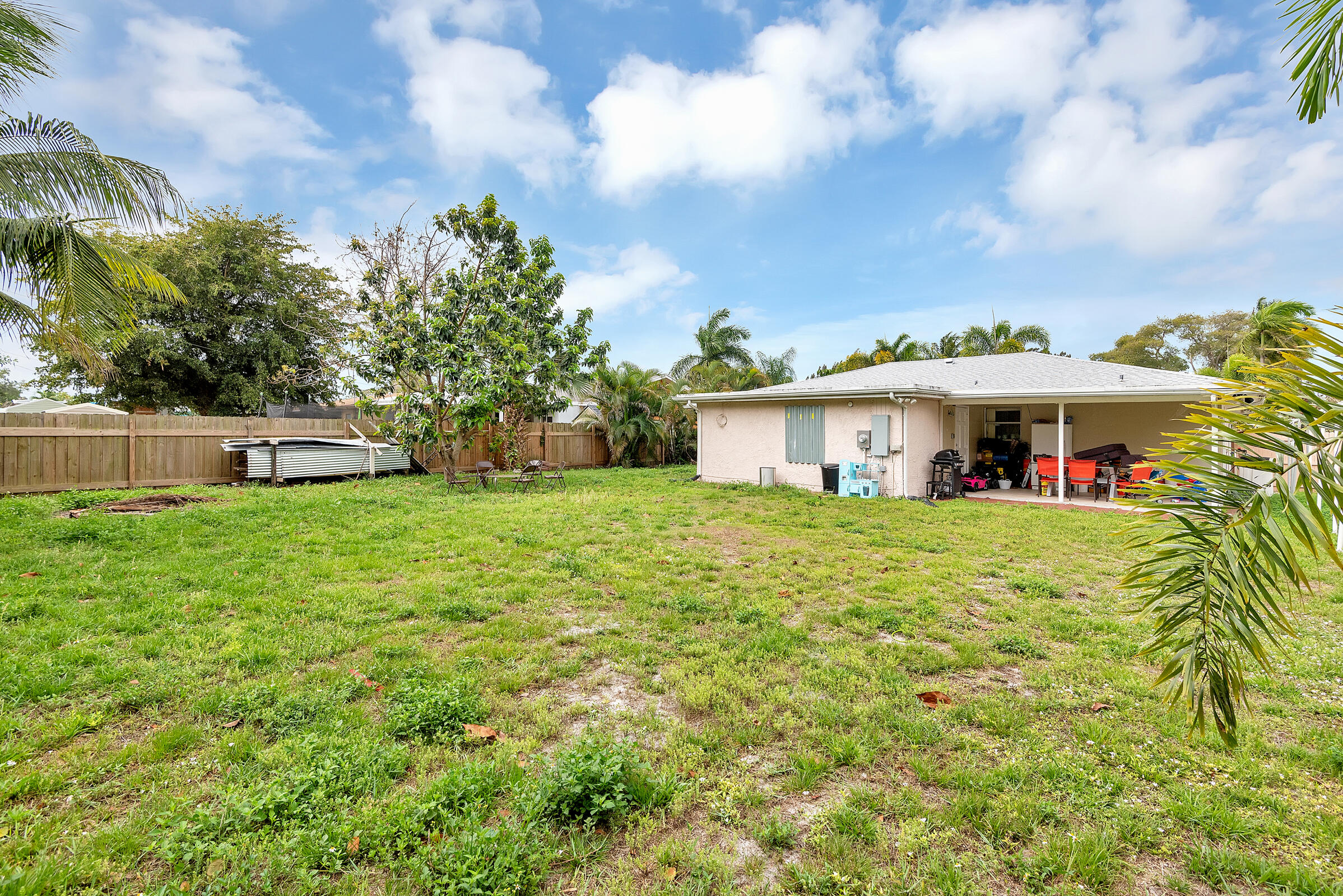 4170 Foss Road Lake Worth, FL 33461 - Photo 32 of 38 4170 - 044