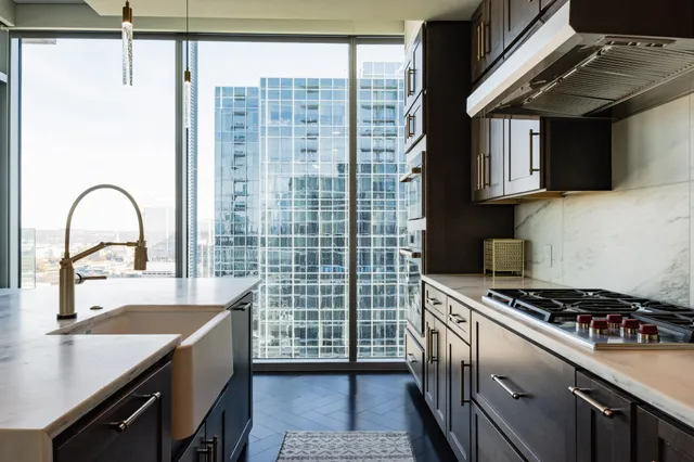 $7,800 | 1616 West End Avenue, Unit 2304, Nashville, TN 37203