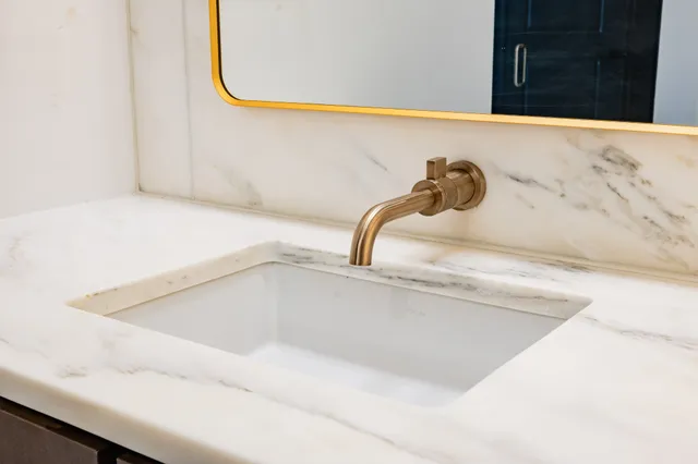 $7,800 | 1616 West End Avenue, Unit 2304, Nashville, TN 37203