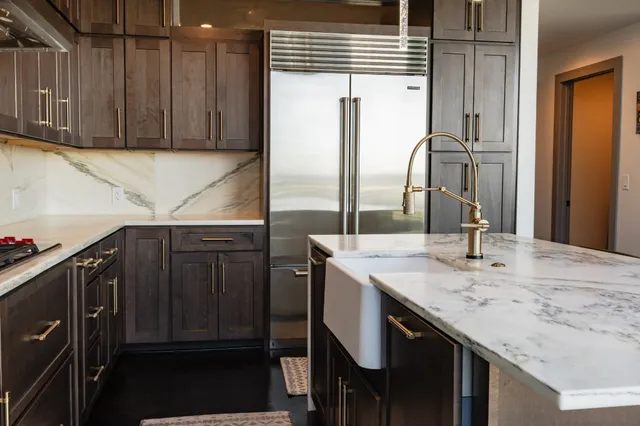 $7,800 | 1616 West End Avenue, Unit 2304, Nashville, TN 37203