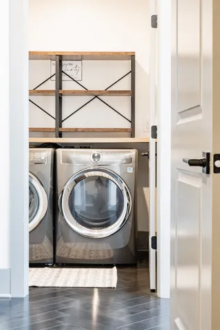 $7,800 | 1616 West End Avenue, Unit 2304, Nashville, TN 37203