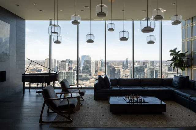 $7,800 | 1616 West End Avenue, Unit 2304, Nashville, TN 37203