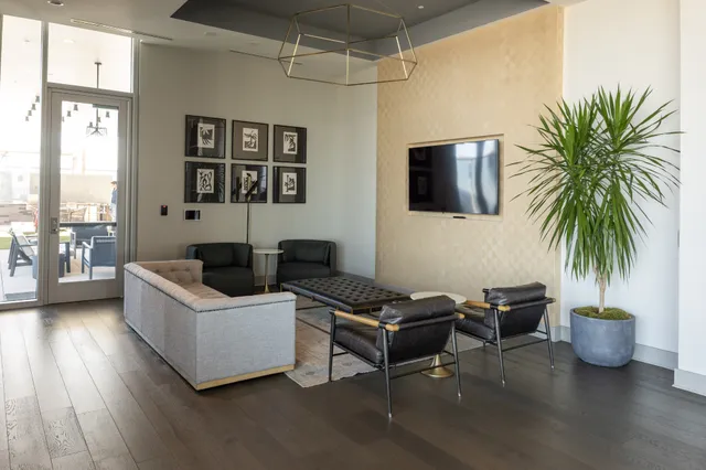 $7,800 | 1616 West End Avenue, Unit 2304, Nashville, TN 37203