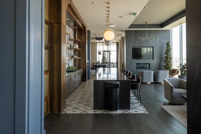 $7,800 | 1616 West End Avenue, Unit 2304, Nashville, TN 37203