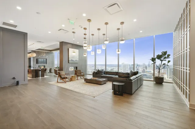 $7,800 | 1616 West End Avenue, Unit 2304, Nashville, TN 37203