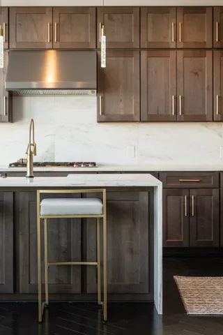 $7,800 | 1616 West End Avenue, Unit 2304, Nashville, TN 37203