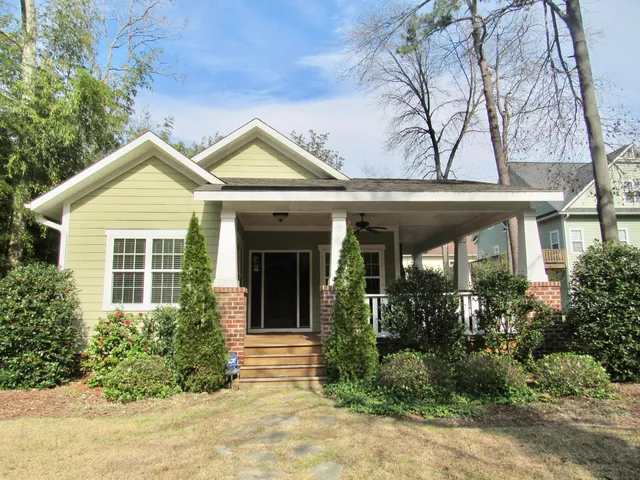 $2,300 | 265 East Maine Avenue, Southern Pines, NC 28387