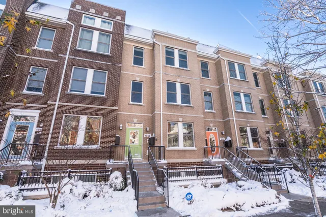 $3,700 | 1350 Monroe Street Northwest, Unit B, Washington, DC 20010