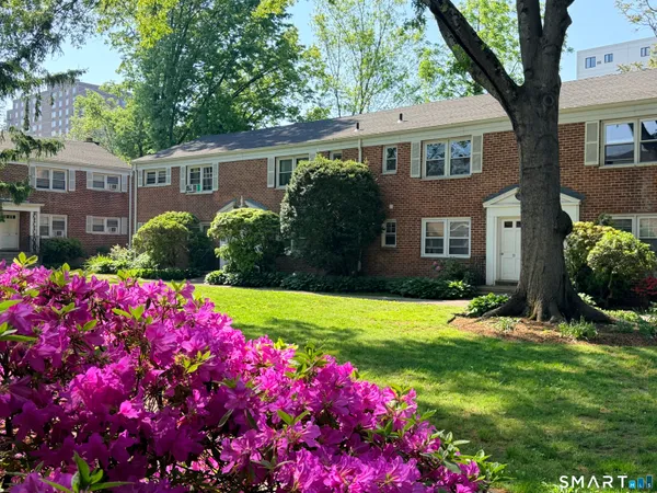 $2,000 | 20 North Street, Unit 112, Stamford, CT 06902