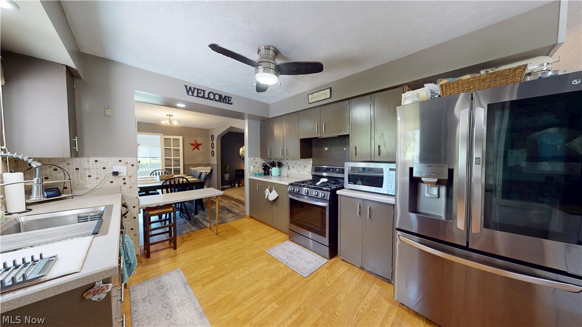 6061 Chapel Road Madison, OH 44057 - Photo 11 of 48
