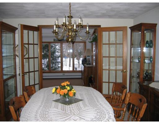 34 Berkeley Road North Andover, MA 01845 - Photo 4 of 19 Gallery Image 4