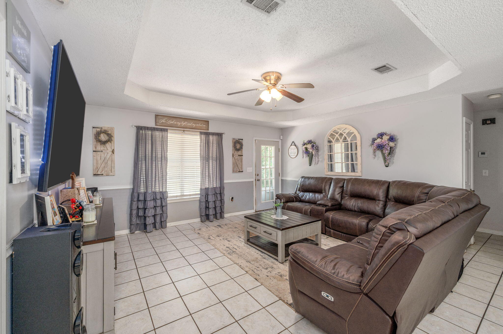 6139 Old Hickory Road Crestview, FL 32539 - Photo 6 of 24 6-web-or-mls-6139-old-hickory-rd