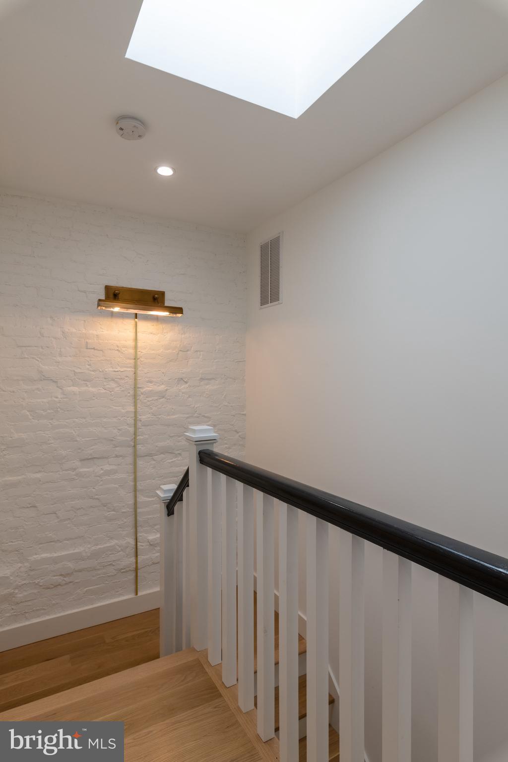 515 F Street Northeast Washington, DC 20002 - Photo 20 of 24