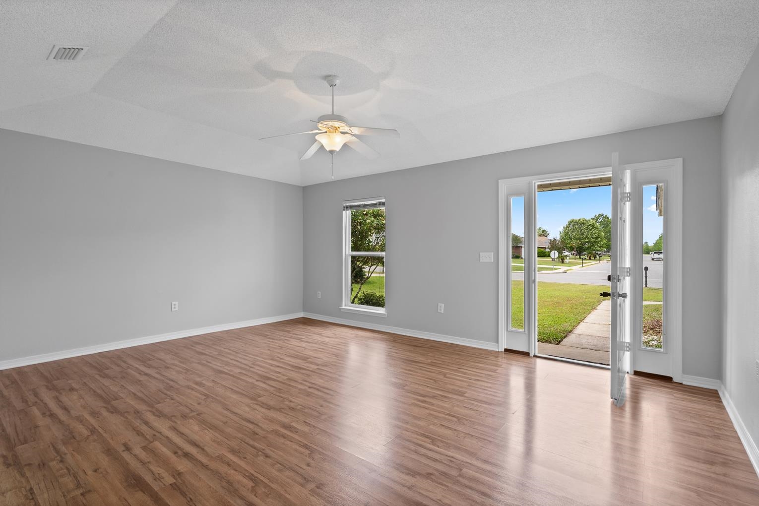 16778 Sugar Loop Foley, AL 36535 - Photo 10 of 36