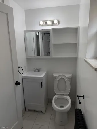 $2,650 | 305 Millburn Avenue, Unit 2R, Millburn, NJ 07041