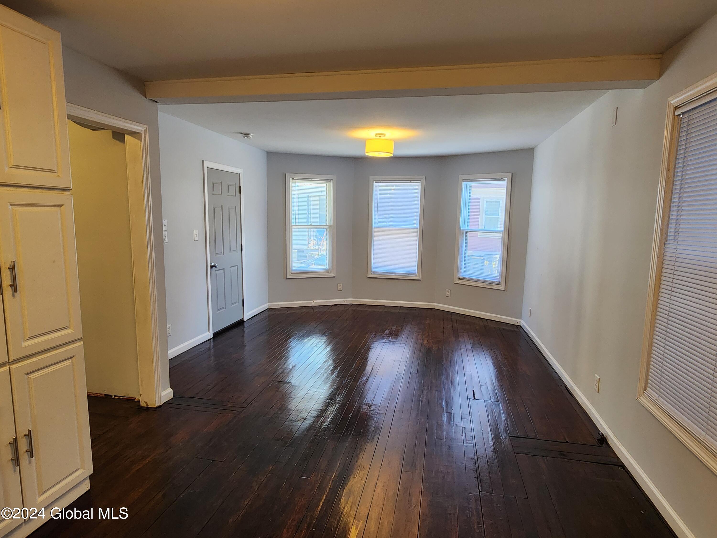 11 Ingersoll Avenue Schenectady, NY 12305 - Photo 6 of 19 20240208_094131