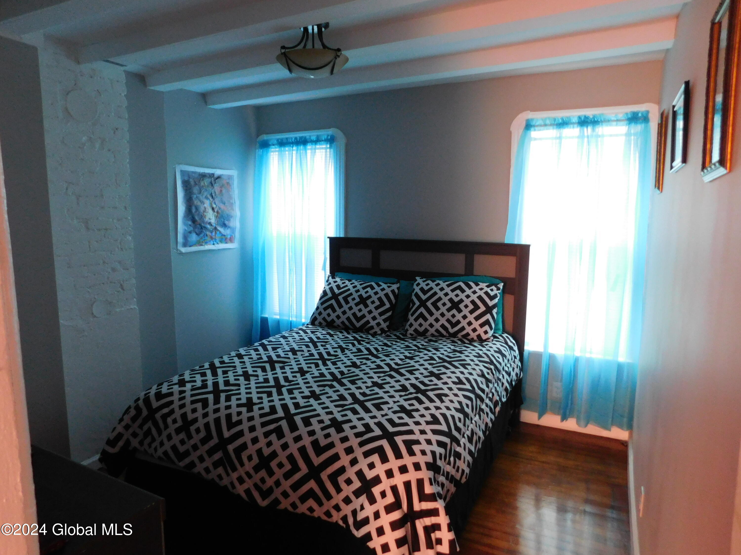 11 Ingersoll Avenue Schenectady, NY 12305 - Photo 8 of 19 7