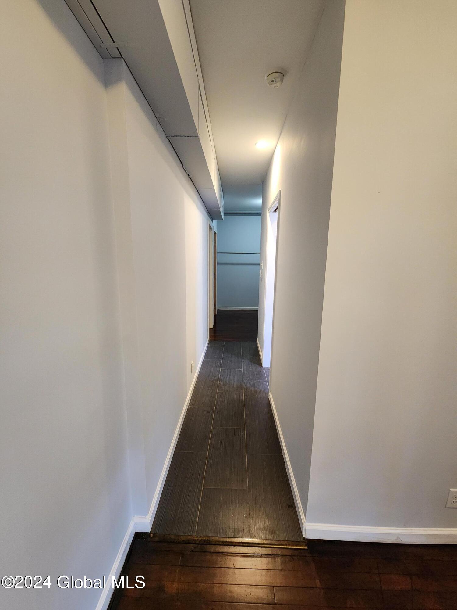 11 Ingersoll Avenue Schenectady, NY 12305 - Photo 10 of 19 20240207_095530