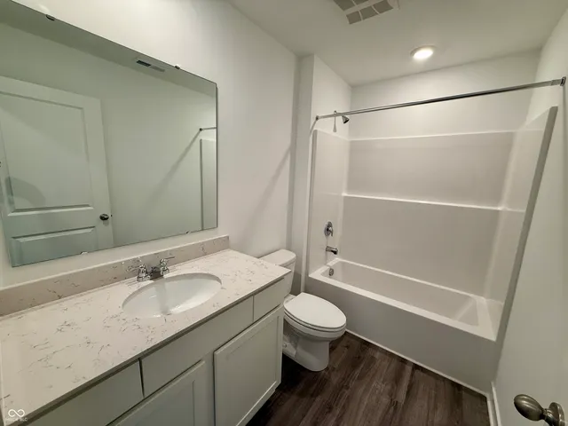 $298,450 | 1136 Phillips Drive, Greenfield, IN 46140