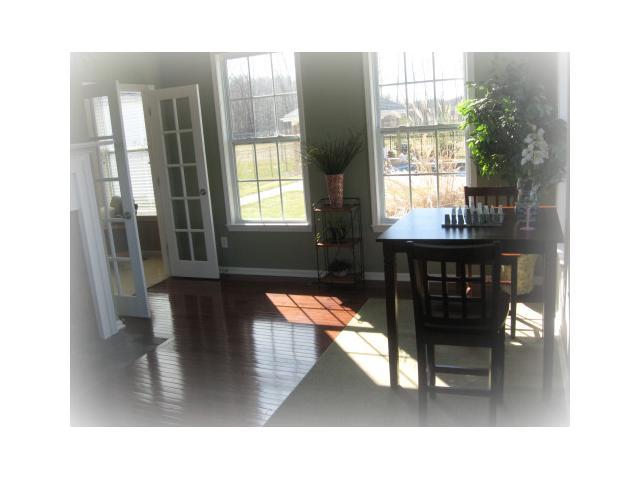 7844 Cook Road Powell, OH 43065 - Photo 8 of 18 Gallery Image 8