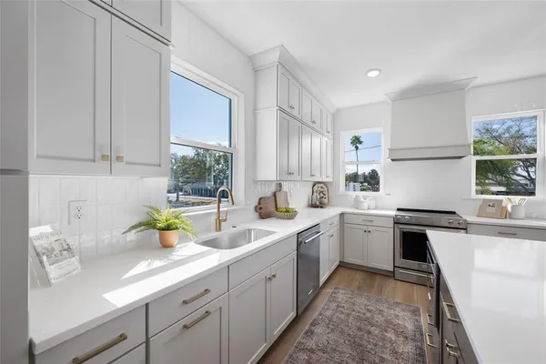 $1,010,100 | 3001 1st Avenue North, St. Petersburg, FL 33713