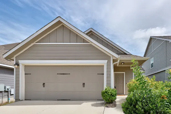 $315,000 | 144 High Plains Pass, Liberty Hill, TX 78642
