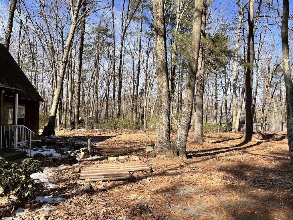 174 River Road East Hudson, MA 01749 - Photo 7 of 8 Gallery Image 7