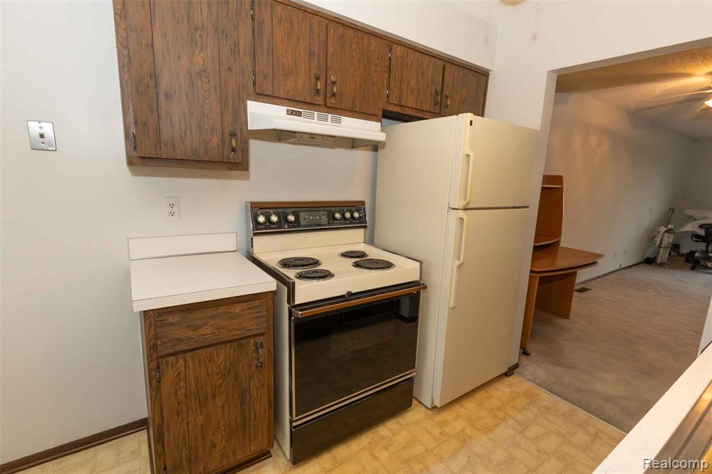 125 Cuttle Road, Unit 44 Marysville, MI 48040 - Photo 8 of 46