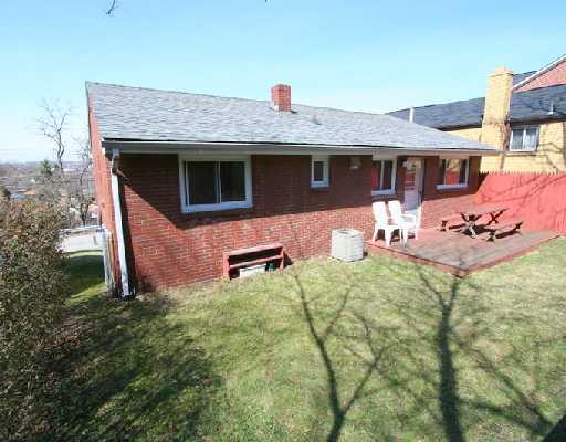 4215 Beehner Road Pittsburgh, PA 15217 - Photo 6 of 8 Exterior Front.