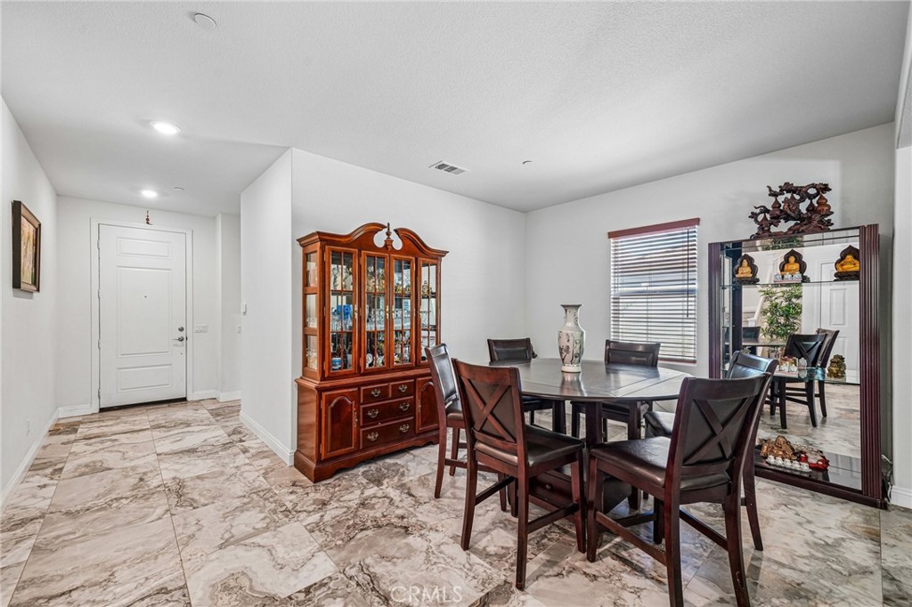 7908 Zona Court Riverside, CA 92507 - Photo 8 of 38
