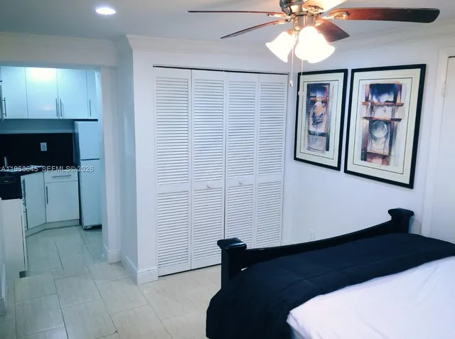 $4,500 | Southwest Lakes, Hallandale Beach, FL 33009