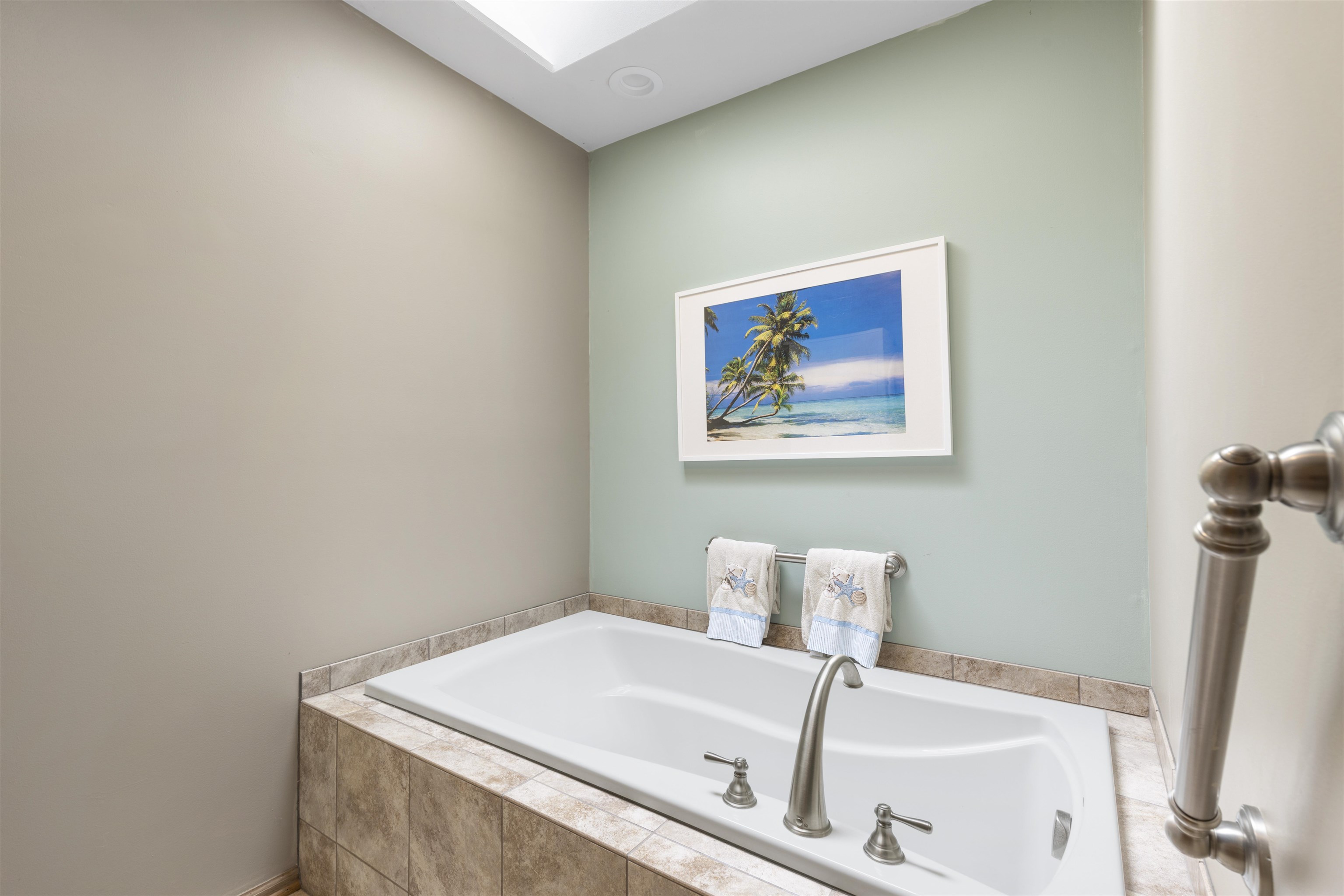 3410 Rotary Road Rockford, IL 61109 - Photo 20 of 65 a bathroom with a sink and a tub