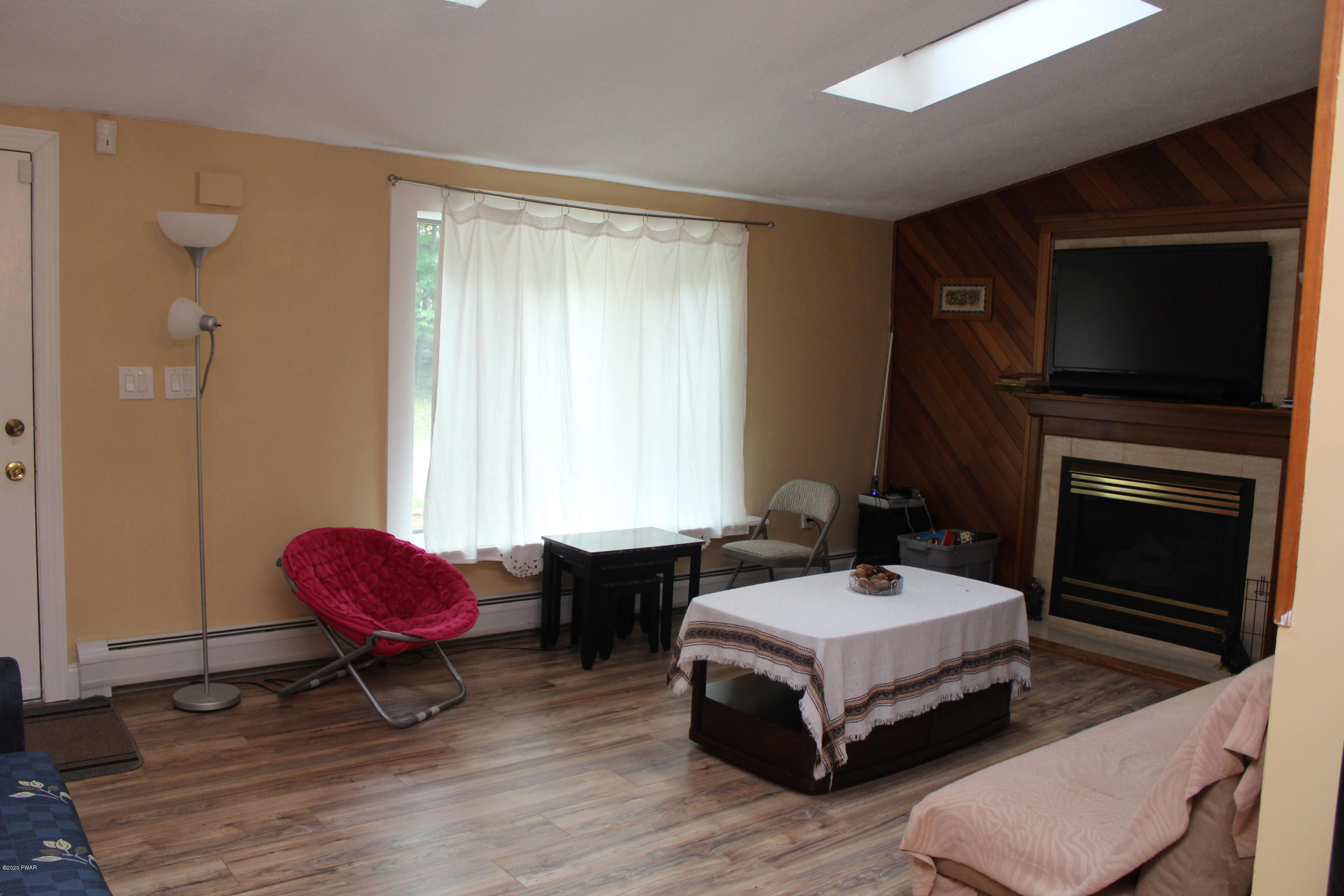 193 Ridgeview Drive Lake Ariel, PA 18436 - Photo 4 of 34