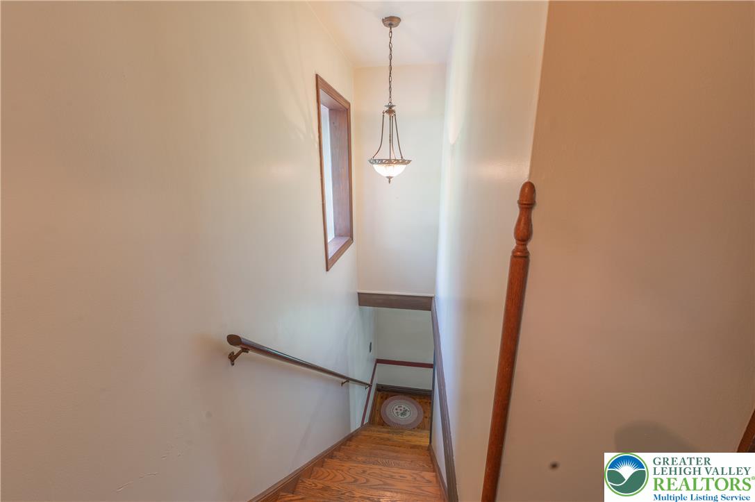 2783 Brunner Road Emmaus, PA 18049 - Photo 10 of 25