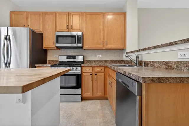 a view closeup top of a kitchen counter top