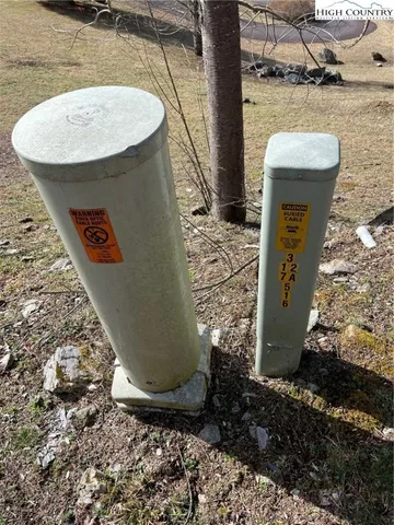 a view of a water fountain