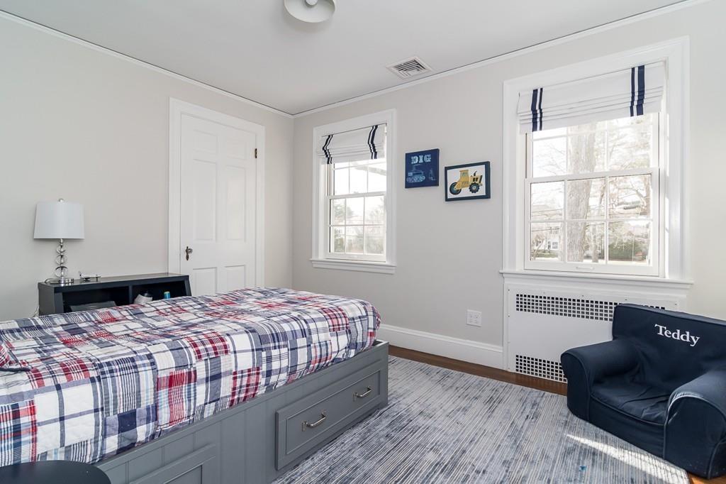 151 Cliff Road Wellesley, MA 02481 - Photo 13 of 20