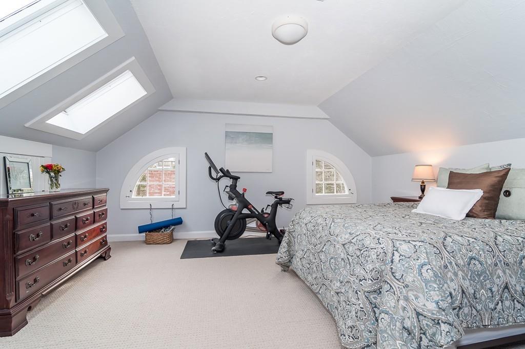 151 Cliff Road Wellesley, MA 02481 - Photo 17 of 20