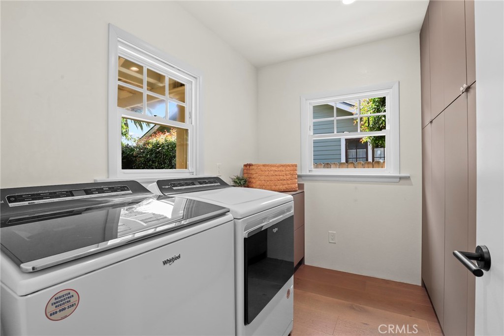 1445 Paloma Street Pasadena, CA 91104 - Photo 24 of 44 a utility room with dryer and washer